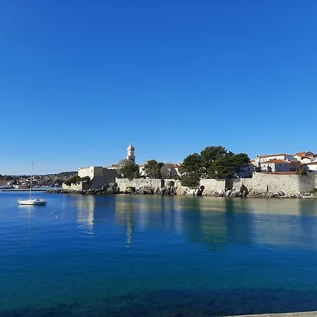Mare Im Krk Hafen, Strandnah, Zentrumnah Apartament *